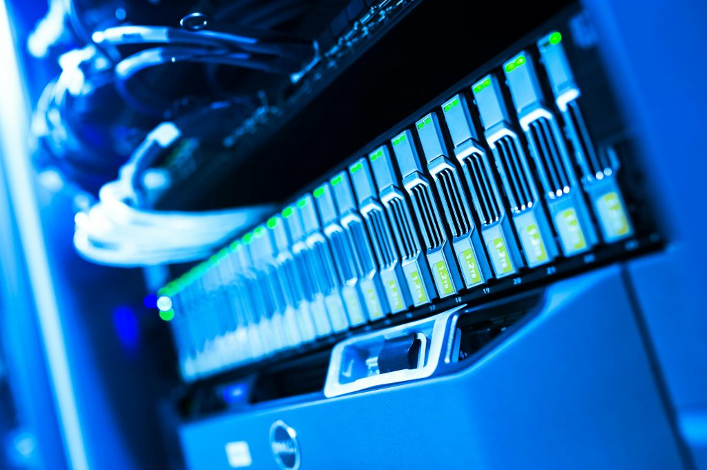Mantenimiento informatico y rack profesional en Vallecas